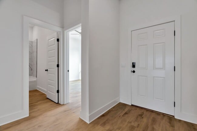 Building Photo - Brand-New Luxurious 4 Bedroom in Bentonville!  FENCE INCLUDED!