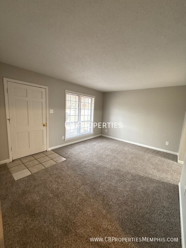 Building Photo - 3829 Tessland Rd