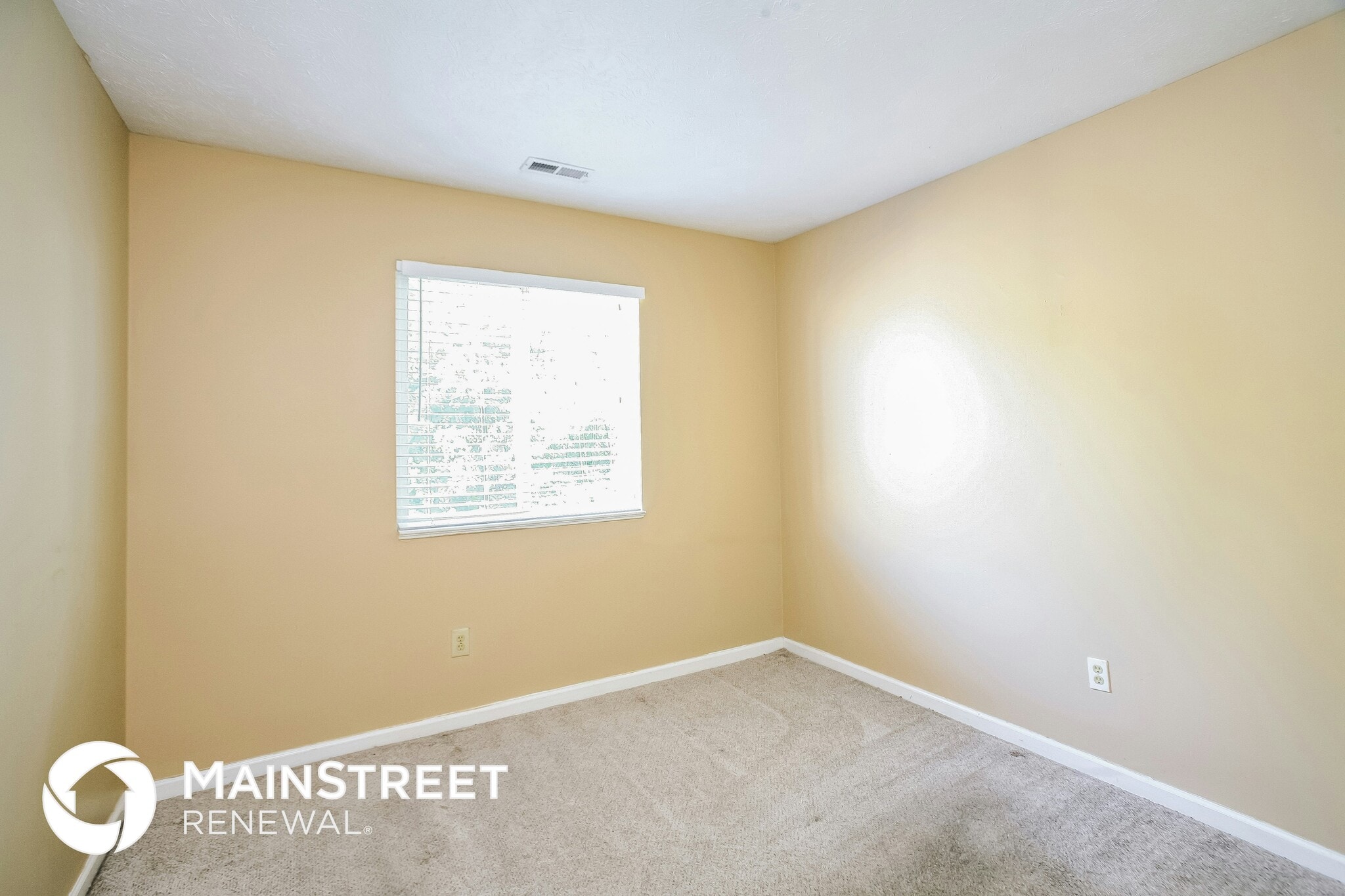 Building Photo - 4906 Clarkson Dr