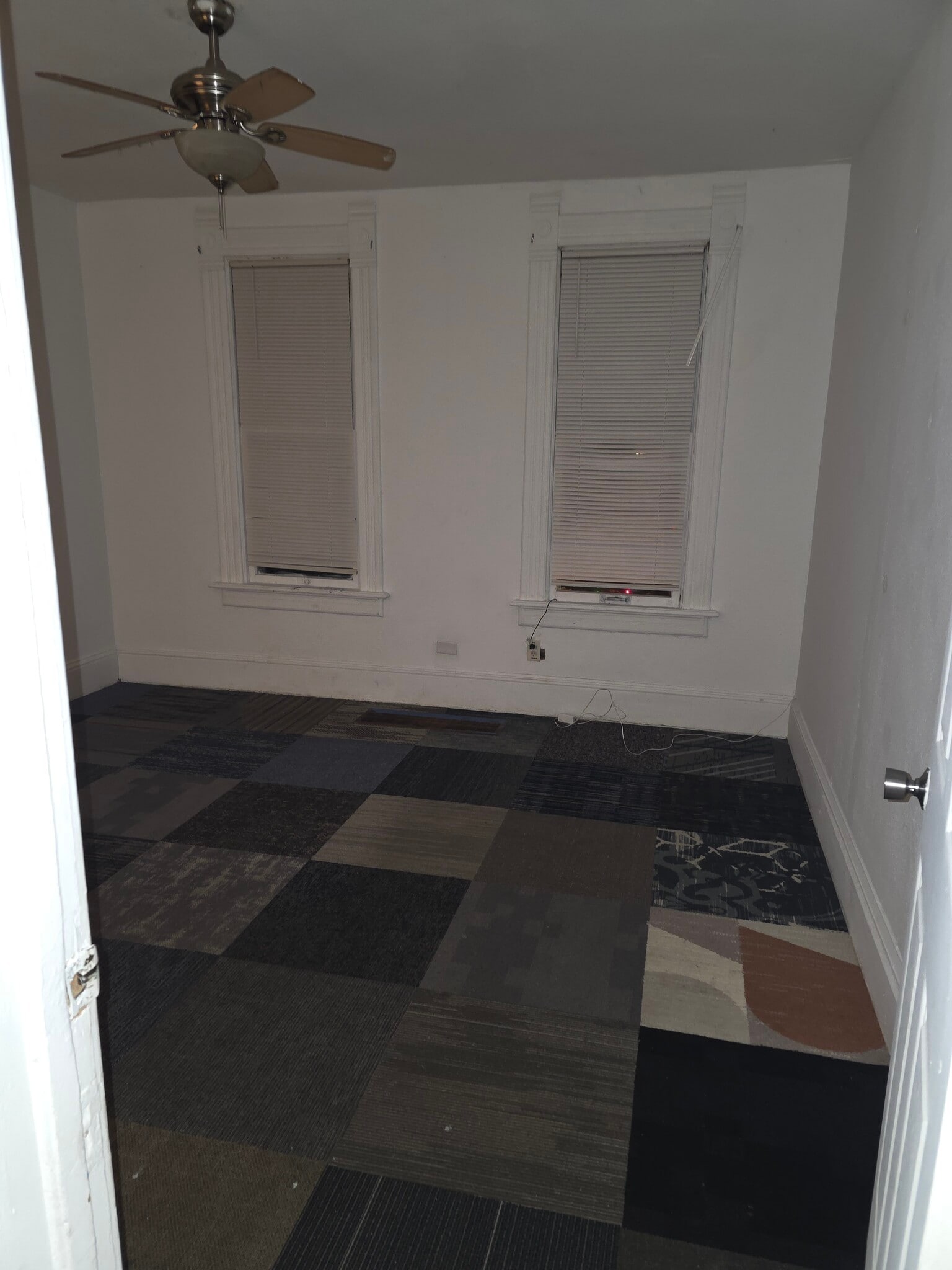 Building Photo - 2435 N 15th St