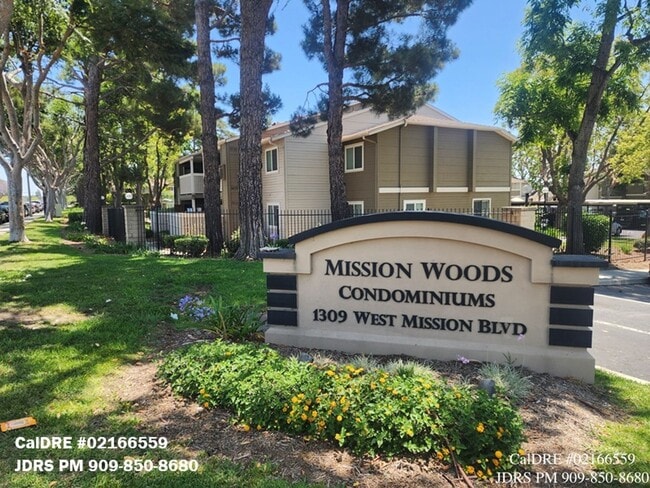 Building Photo - Price Lowered! Second Floor Ontario 2 Bedr...