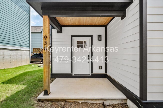 Building Photo - 936 S Wichita Ave