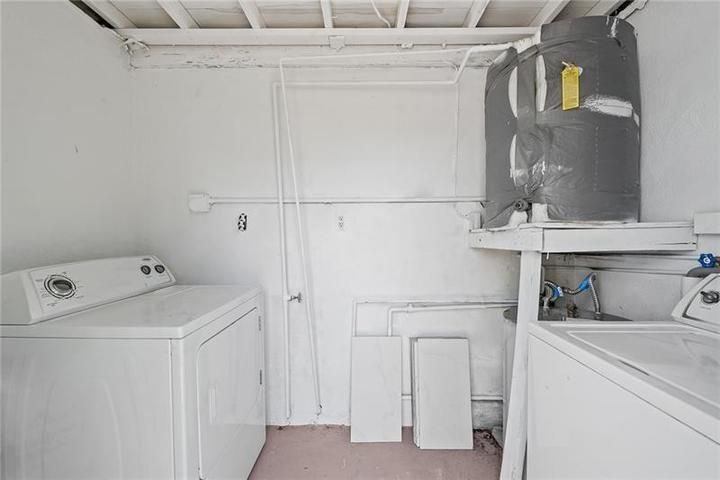 Building Photo - 1135 NW 6th Ave