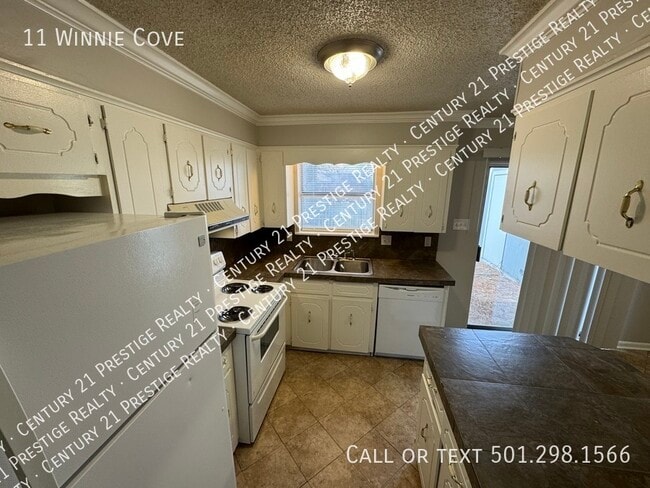 Building Photo - 11 Winnie Cove