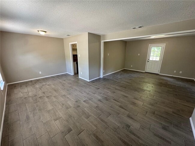 Building Photo - 6564 Cynthia Dr