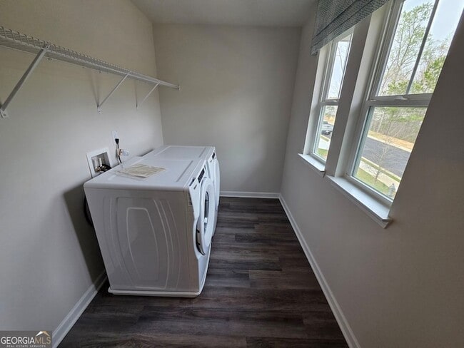 Building Photo - 167 Vly Oak Dr