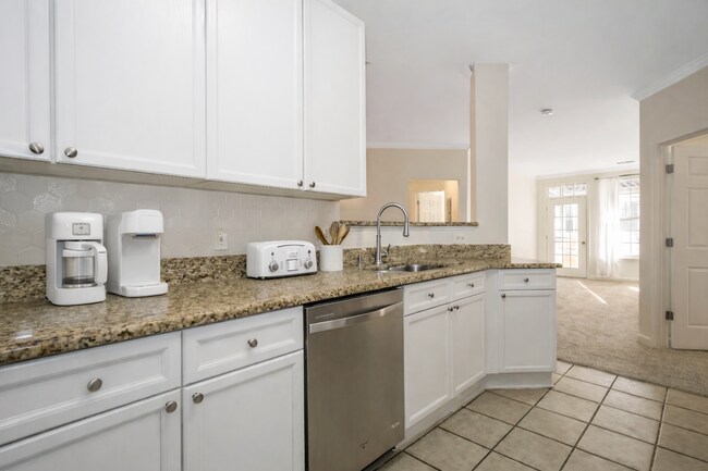 Building Photo - 8181 Carnegie Hall Ct