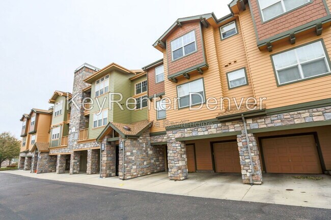 Building Photo - 15455 Canyon Rim Dr