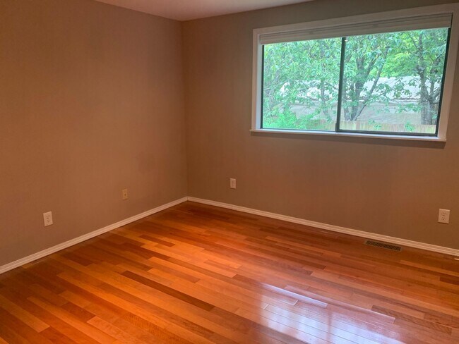 Building Photo - 4213 Tyler Way