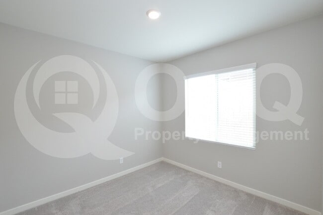 Building Photo - 9087 N 114th Ln