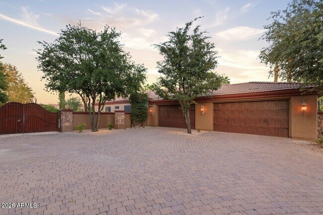 Building Photo - 3452 E Jaeger Cir