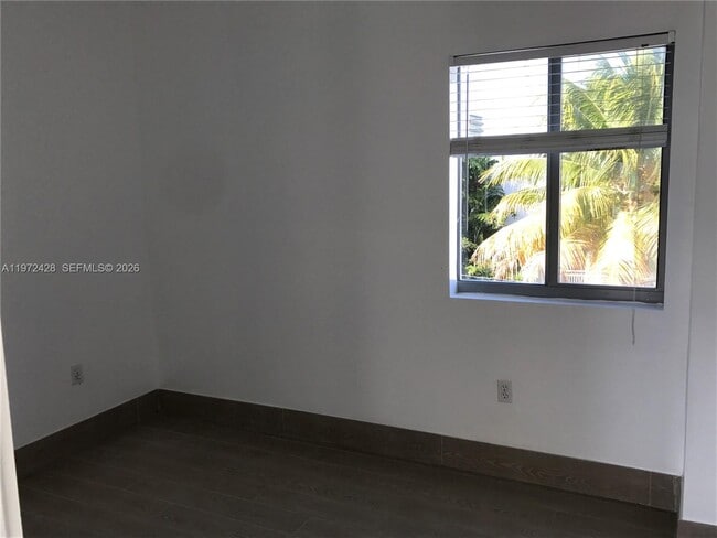 Building Photo - 1600 Euclid Ave