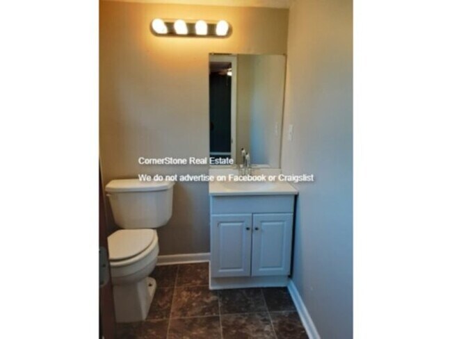 Building Photo - 207 Ingleside Dr