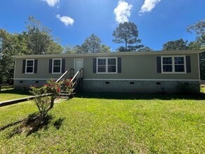 Building Photo - Spacious 3 bedroom 2 bath home in Leland