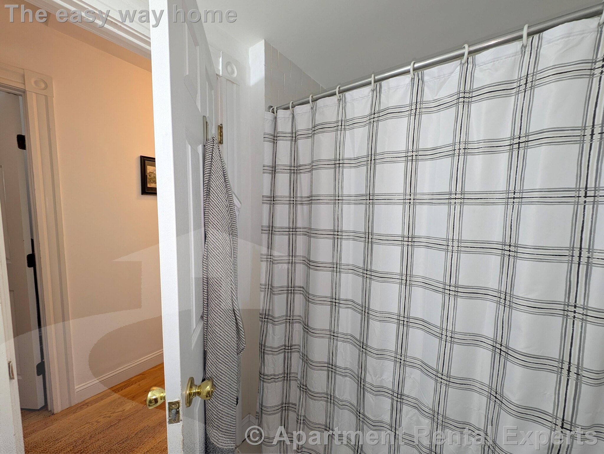 Building Photo - 33 Roberts Rd