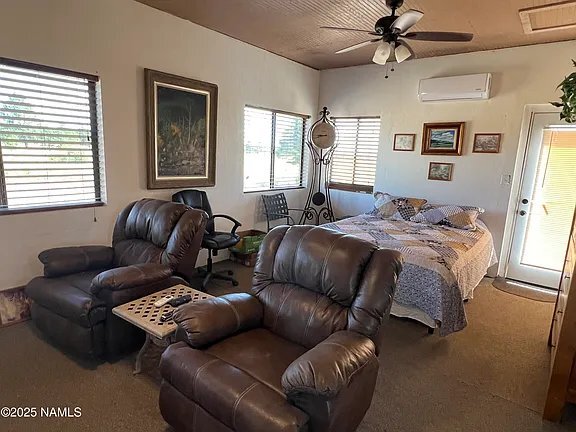 Building Photo - 665 Dust Devil Dr