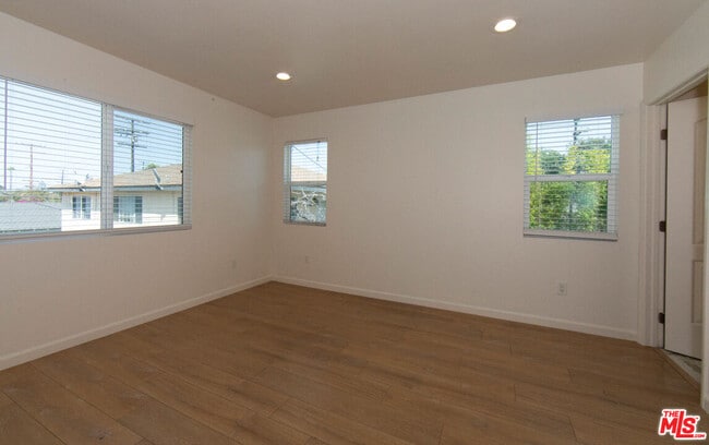 Building Photo - 7834 Flight Ave