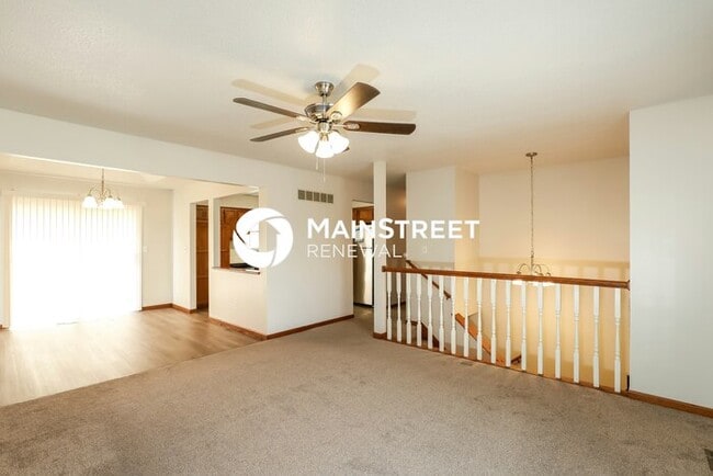 Building Photo - 3 Bedroom Pet-Friendly Home in Pleasant Valley, MO with Main Street Renewal