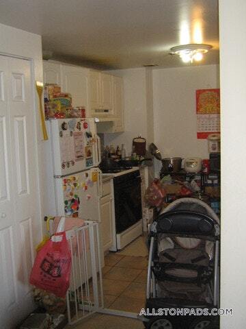 Building Photo - 15 N Beacon St