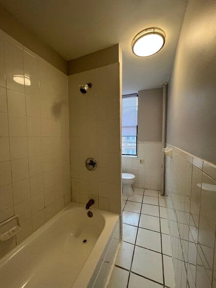 Building Photo - 5307 Palisade Ave