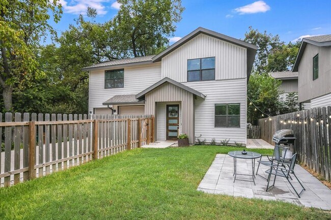 Building Photo - 2414 E Martin Luther King Jr Blvd