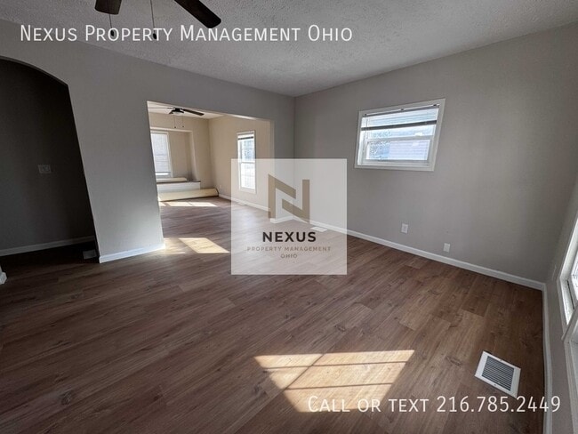 Building Photo - 4210 Archwood Ave