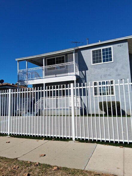Primary Photo - 1421 W 84th Pl