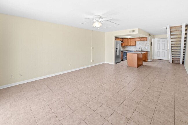 Building Photo - Oceanfront 2 Bedroom Condo with Stunning Views