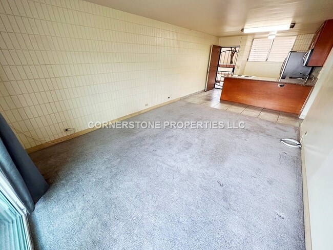 Building Photo - 98-729-729 Moanalua Loop