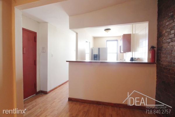 Building Photo - 475 3rd Ave