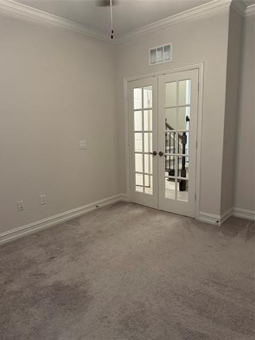 Building Photo - 2724 Southampton Dr