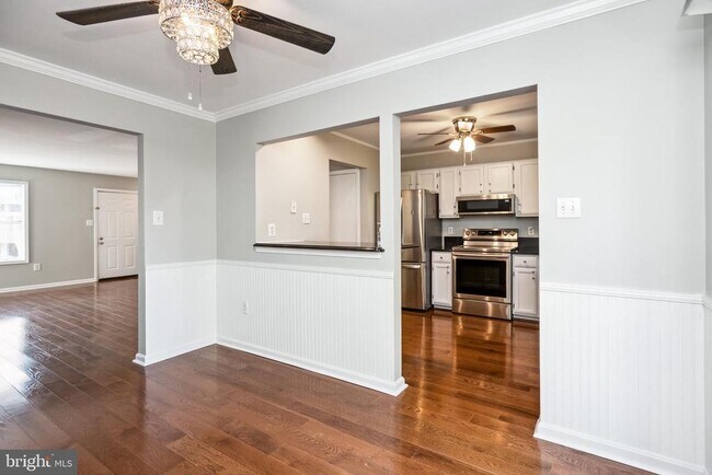 Building Photo - 207 Westminster Ln