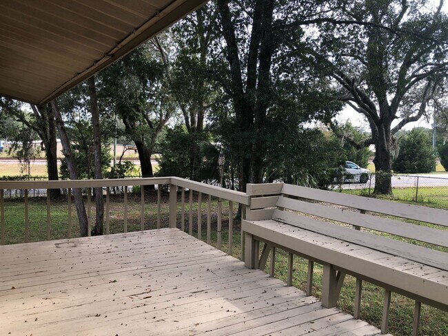 Building Photo - 217 Acorn Dr