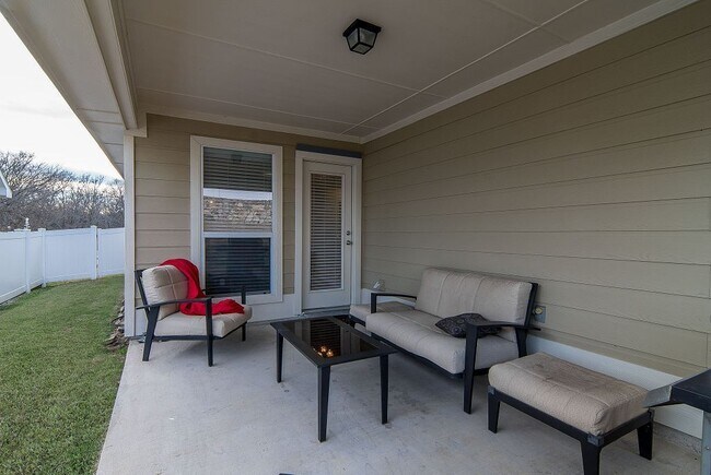 Building Photo - LIVE IN ANNA/ 3 Bdrm/2 Bath/ Cape Cod Cottage/ Lots Of Charm