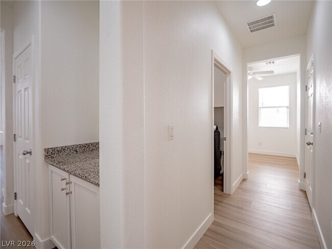 Building Photo - 4141 Klondike River Pl
