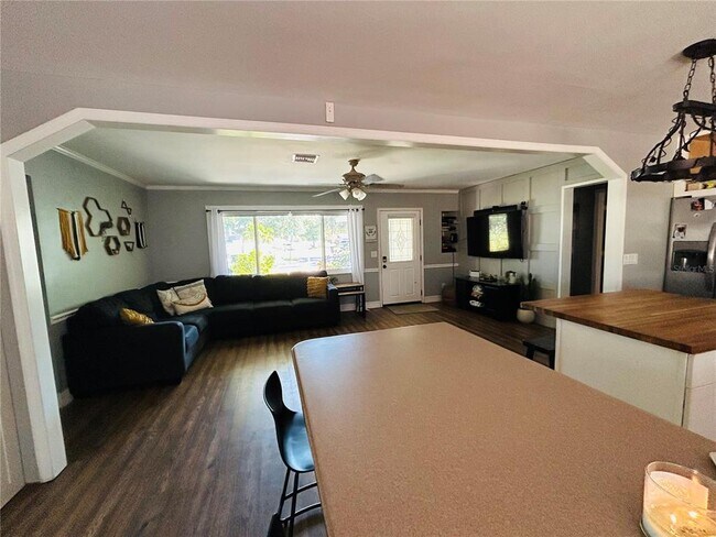 Building Photo - 2056 59th Way N