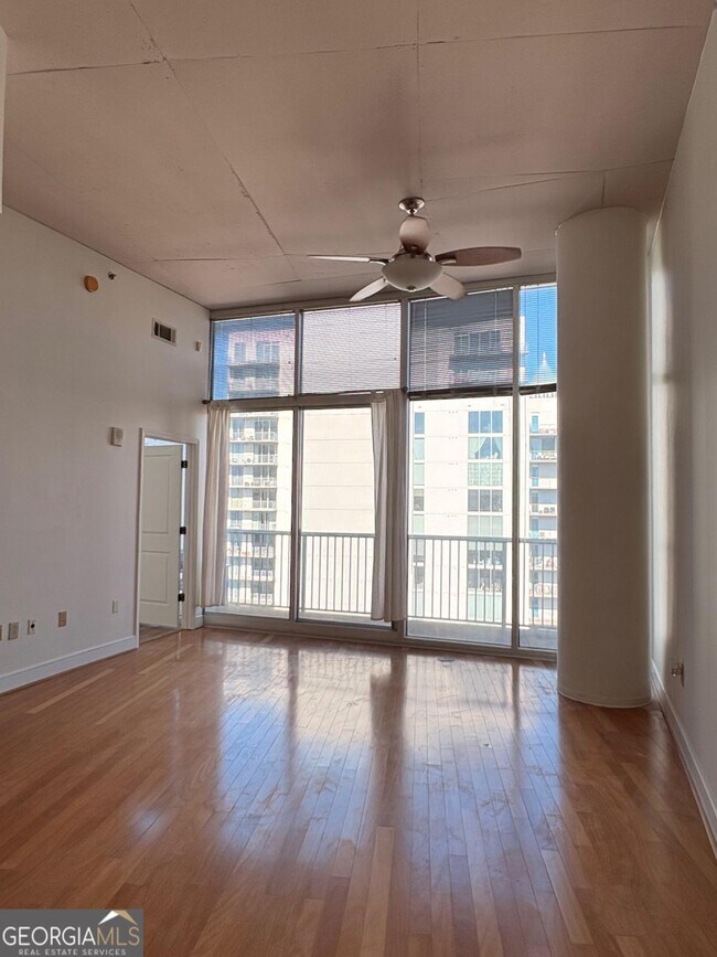 Building Photo - 44 Peachtree Pl NE