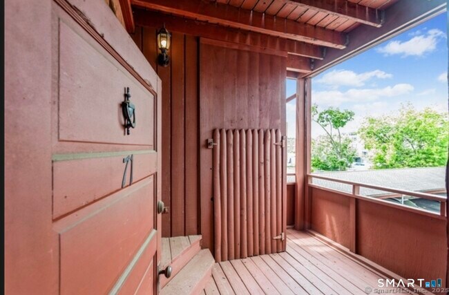 Building Photo - 71A Imlay St