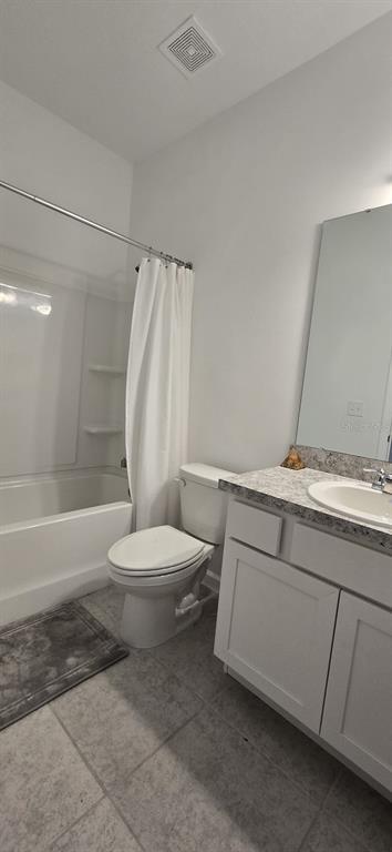 Building Photo - 452 Hennepin Lp