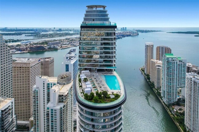 Building Photo - 300 Biscayne Blvd Way