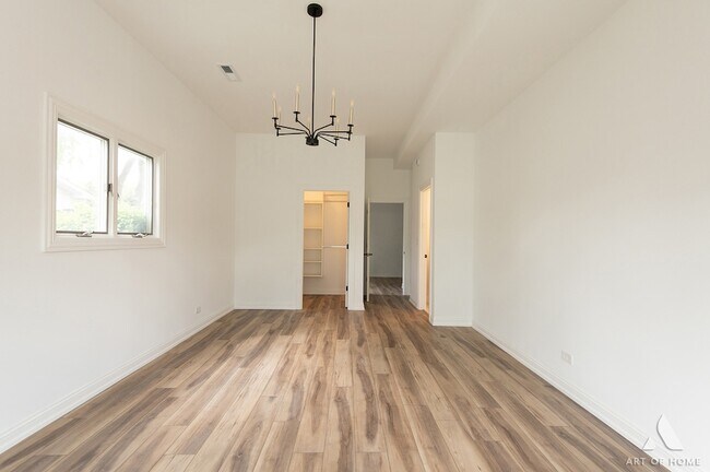 Building Photo - 1170 McCarthy Rd