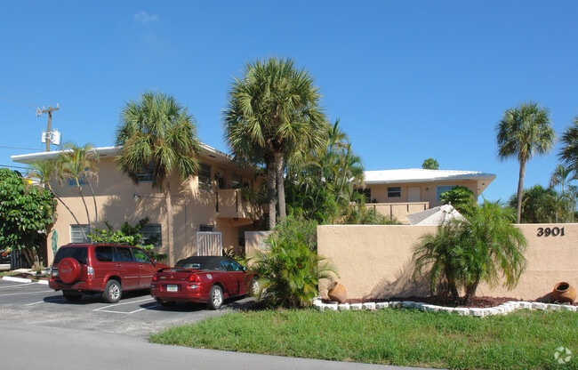 Building Photo - Ridge Garden Apartments