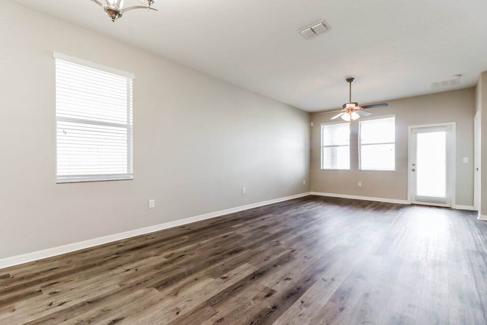 Building Photo - 11622 Lake Blvd