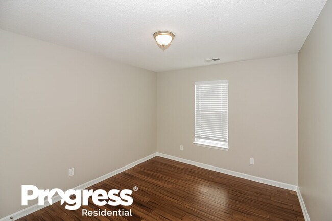 Building Photo - 7726 Deer Trail Ln