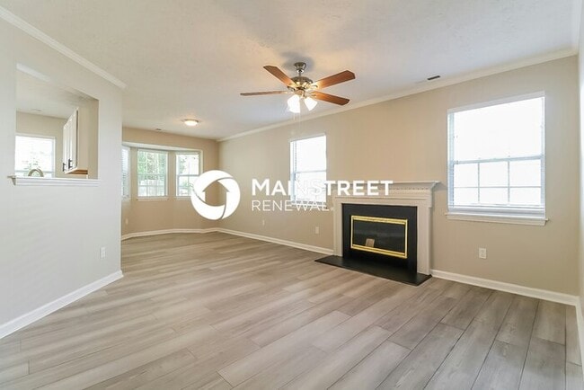 Building Photo - 3 Bedroom Pet-Friendly Home in RALEIGH, NC...