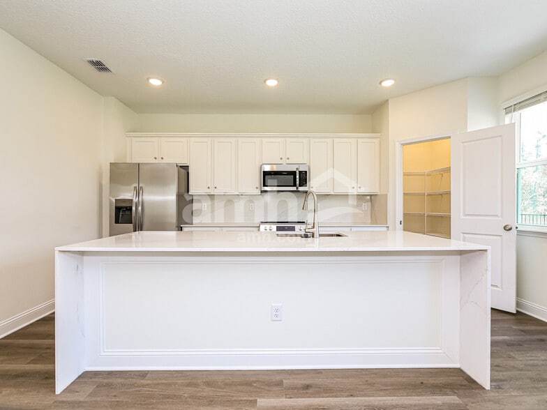 Building Photo - 96941 Blackrock Cv Wy