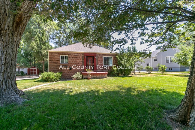 Building Photo - Upscale Glenmere Park Bungalow