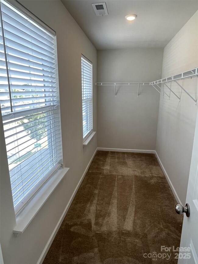 Building Photo - 7447 Jane Parks Way