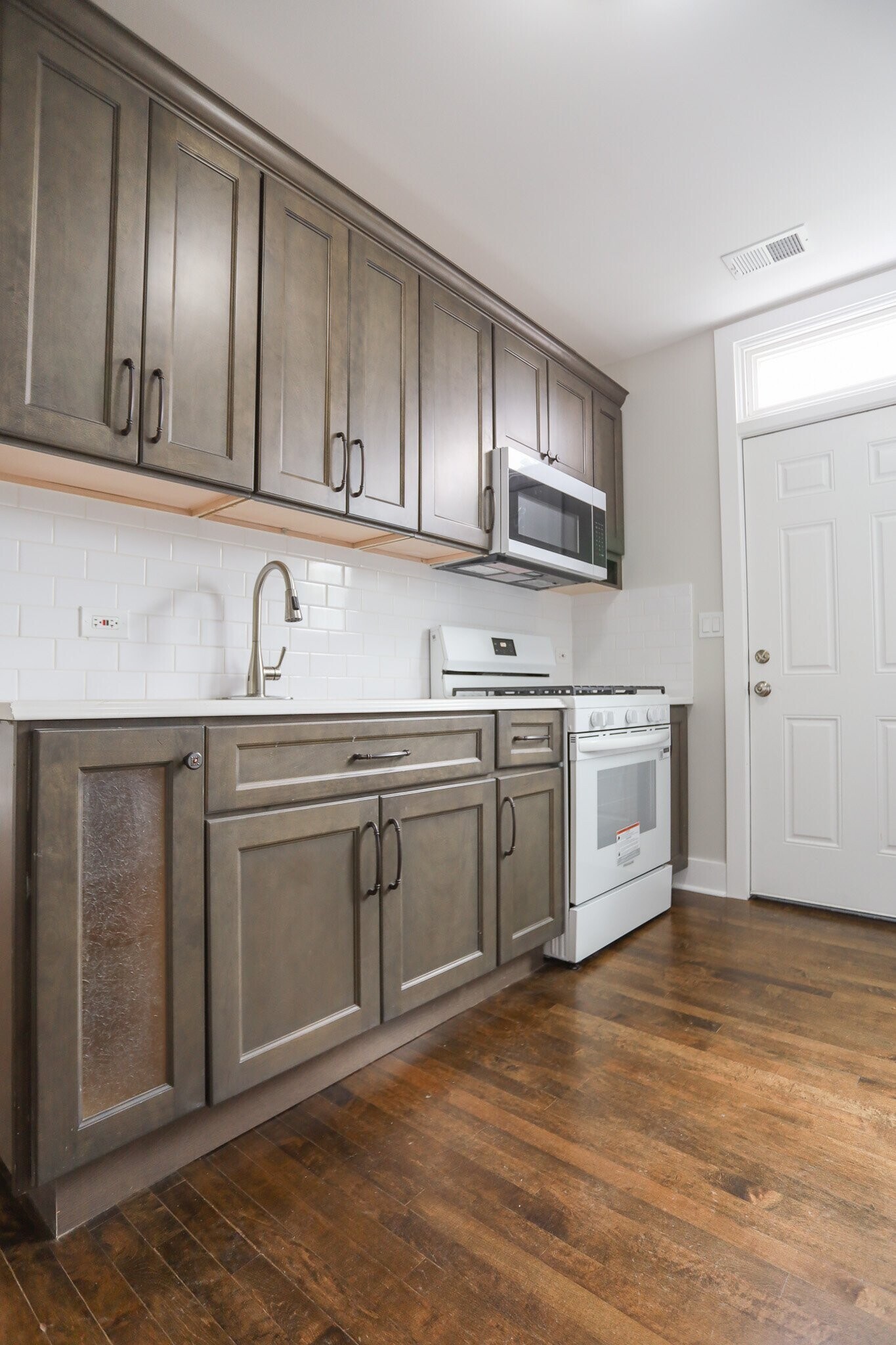 Building Photo - 2709 N Kilpatrick Ave