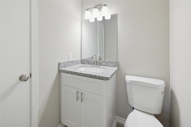 Building Photo - 21 Oldstream Ct